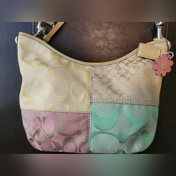 Vintage Coach Multicolor Patchwork Shoulder Bag - Picture 5 of 8